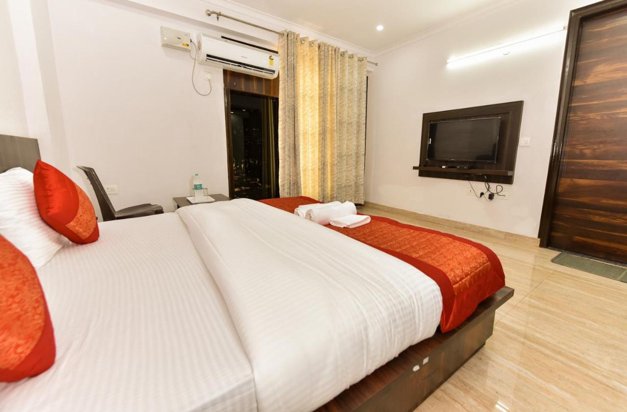 Hotel Luxury Collection Gurgaon Buitenkant foto