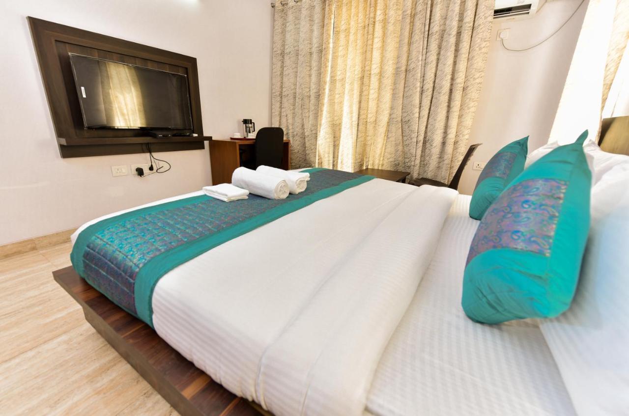 Hotel Luxury Collection Gurgaon Buitenkant foto