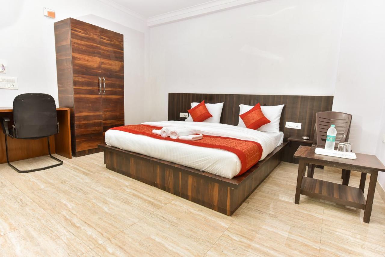 Hotel Luxury Collection Gurgaon Buitenkant foto
