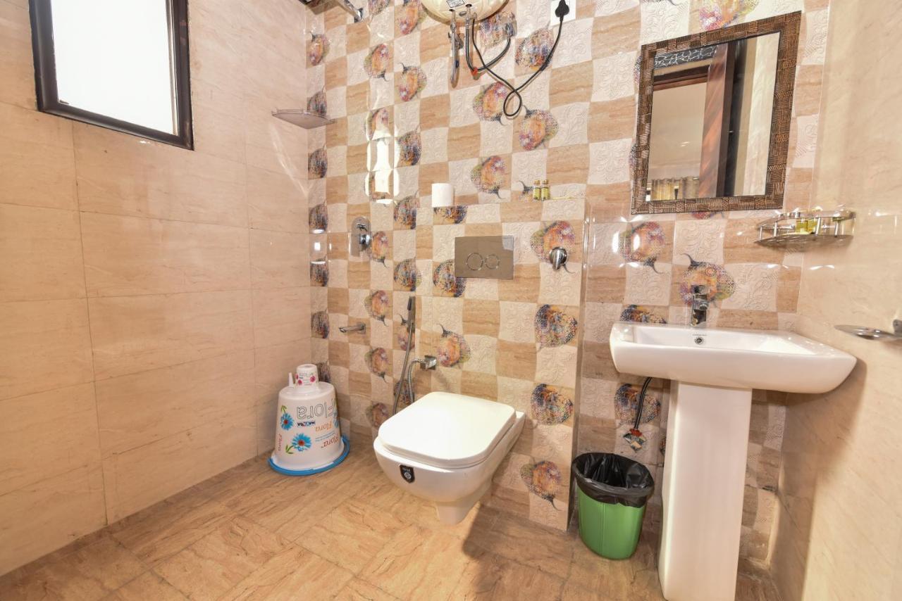 Hotel Luxury Collection Gurgaon Buitenkant foto